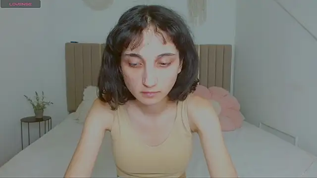 Little_zoi webcam