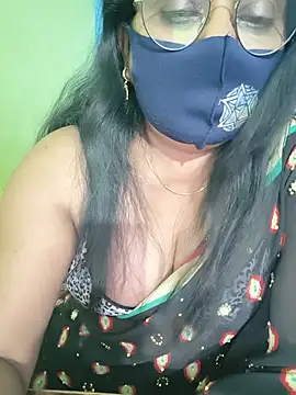 sexxyrenukaa webcam