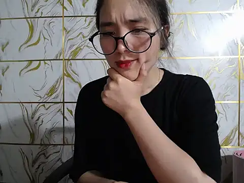 Lyzizi_lovely09 webcam