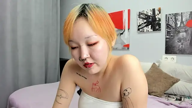 Cute__Kiko webcam