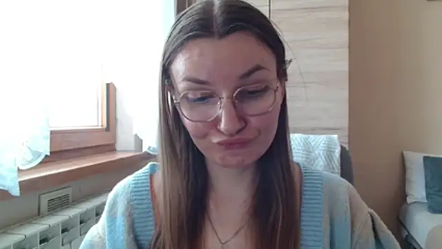 LooveELLYx webcam