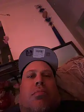Auhenri25 webcam