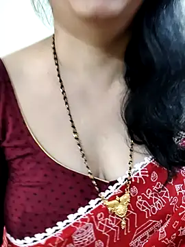 Yazhini-Cam webcam