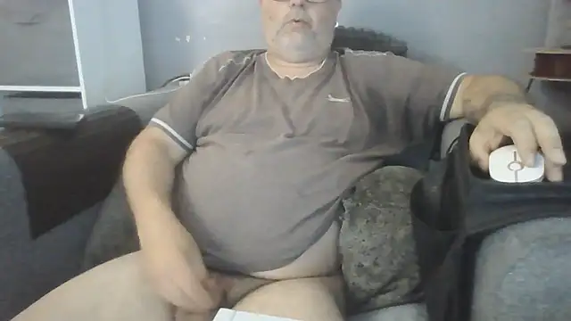 Naturistmale45 webcam