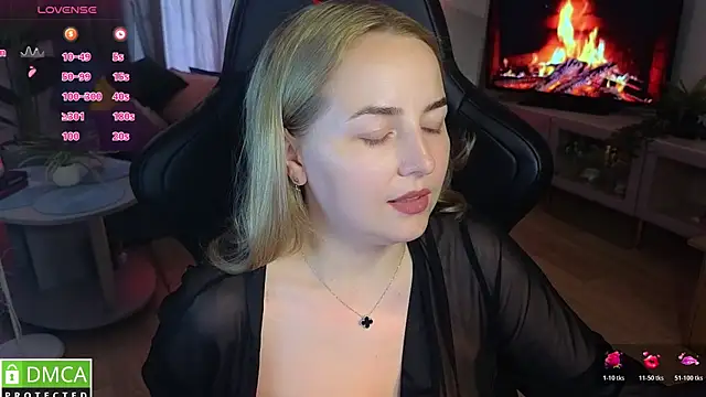 Mira_Mermayd webcam
