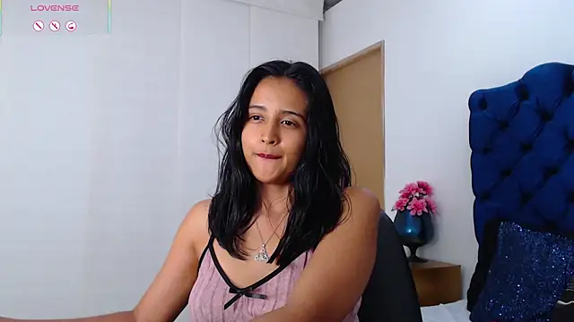 Lili666_ webcam