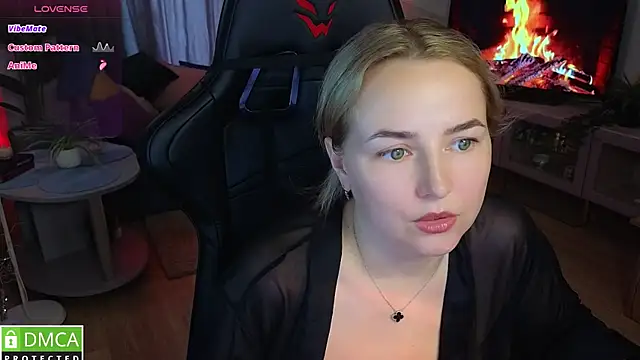 Mira_Mermayd webcam