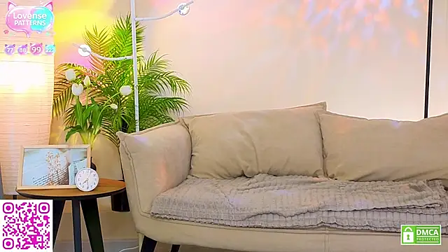 OliviaKis_ webcam