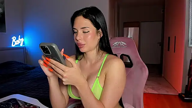 wow_lovie webcam