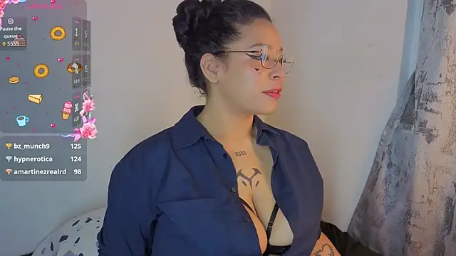CloeBunny_ webcam