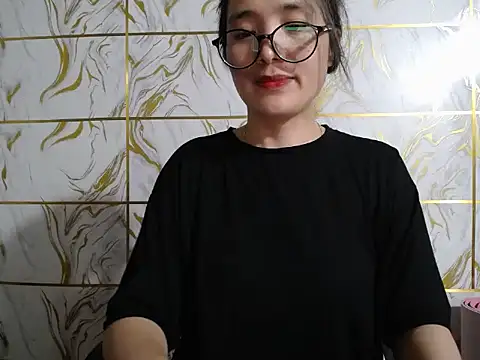 Lyzizi_lovely09 webcam