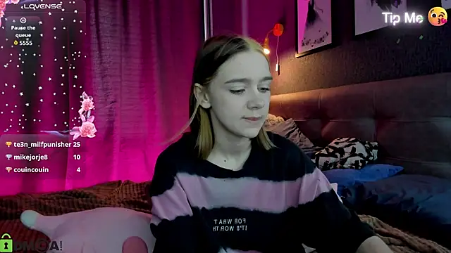 Lesi_Moonie01 webcam