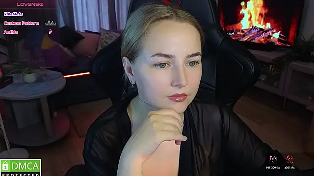 Mira_Mermayd webcam