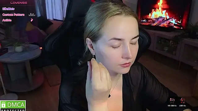 Mira_Mermayd webcam