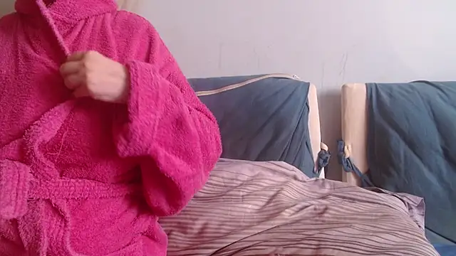 martachatte - Martachatte's free webcam - UK Sex Cams