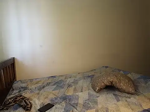 Bustykelli webcam