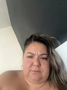 MikyVesela webcam