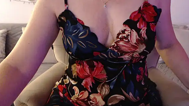 YourfantasyGiuly webcam