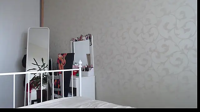 ShyEvaa webcam