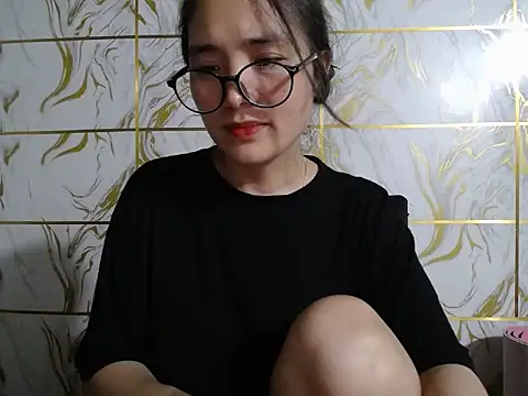 Lyzizi_lovely09 webcam