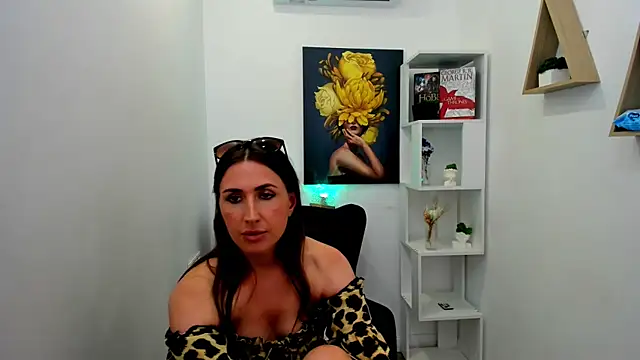live nude chatroom PassionGlow