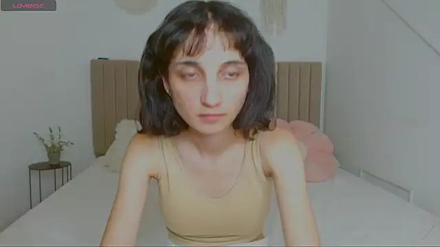 Little_zoi webcam