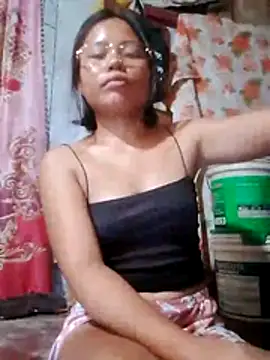 shy_asianluna22 webcam