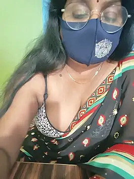 sexxyrenukaa webcam