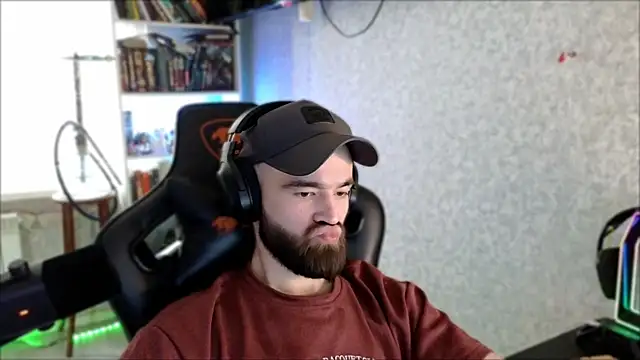 _Serious_Man webcam