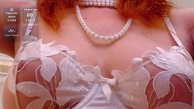 GiselleFox webcam