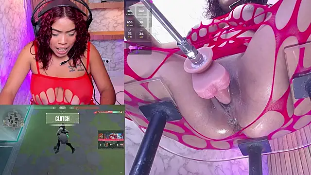 NinaCapelli webcam