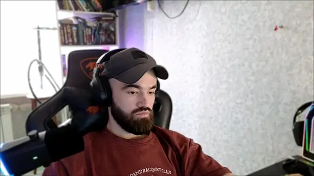 _Serious_Man webcam