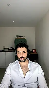eauminerale live cam on StripChat