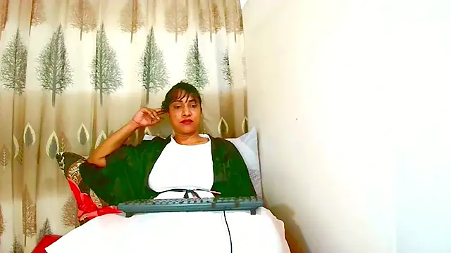 Indian_Erotic69 webcam
