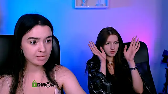 monica_xcx webcam