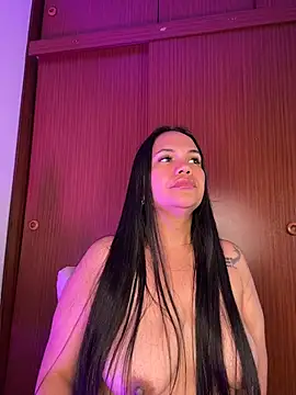 NoahJade webcam