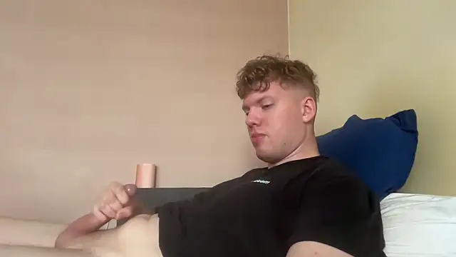 sexybooii6968 webcam
