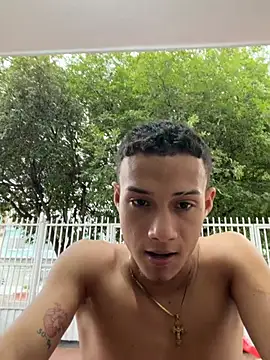 friends_lust_latin webcam