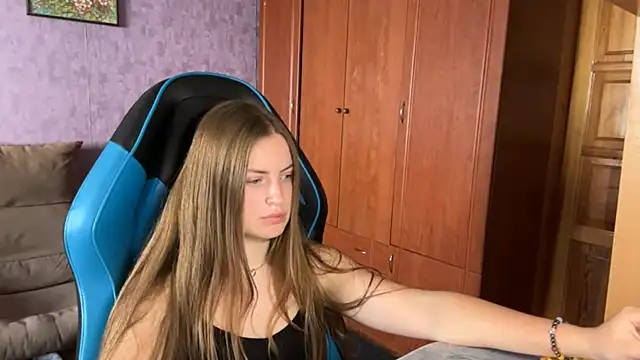 SilkSinner_ webcam