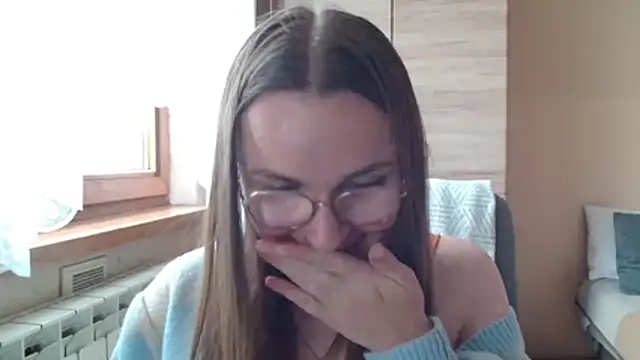 LooveELLYx webcam