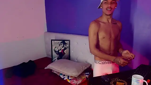 Angel_foxc13 webcam
