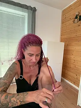 GermanMilfJasmin