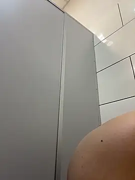 Holly_Play webcam