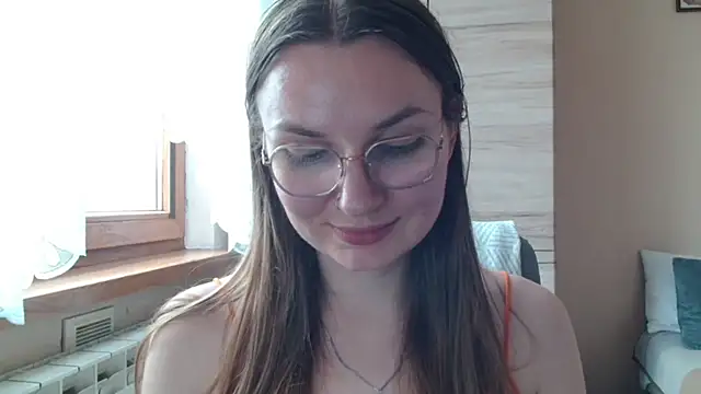 LooveELLYx webcam