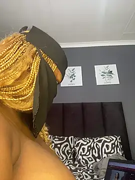 Ebony_Warlock_ webcam