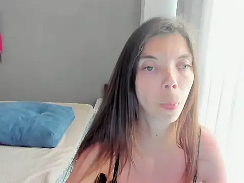 LikaAeiston1 webcam
