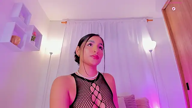 Aishapeyton_ webcam