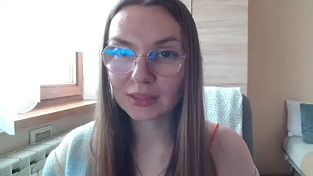 LooveELLYx webcam