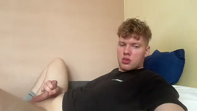 sexybooii6968 webcam