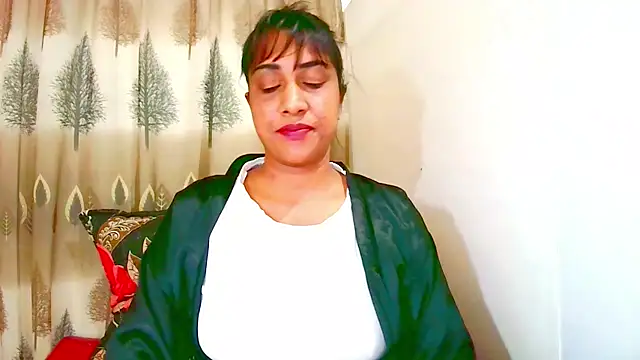 Indian_Erotic69 live cam on StripChat